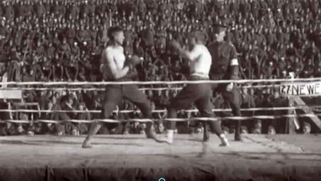 U.S. Army soldiers box during World War I Two soldiers boxing during World War I